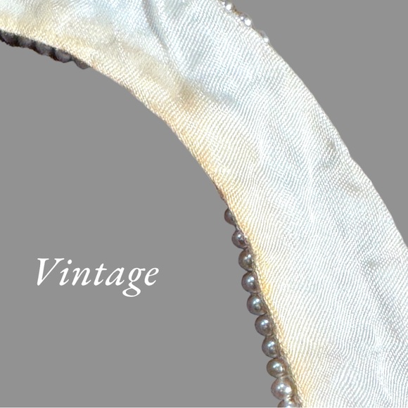 Vintage White Pearl and Grey Beaded Bib Collar (15") - Picture 8 of 12